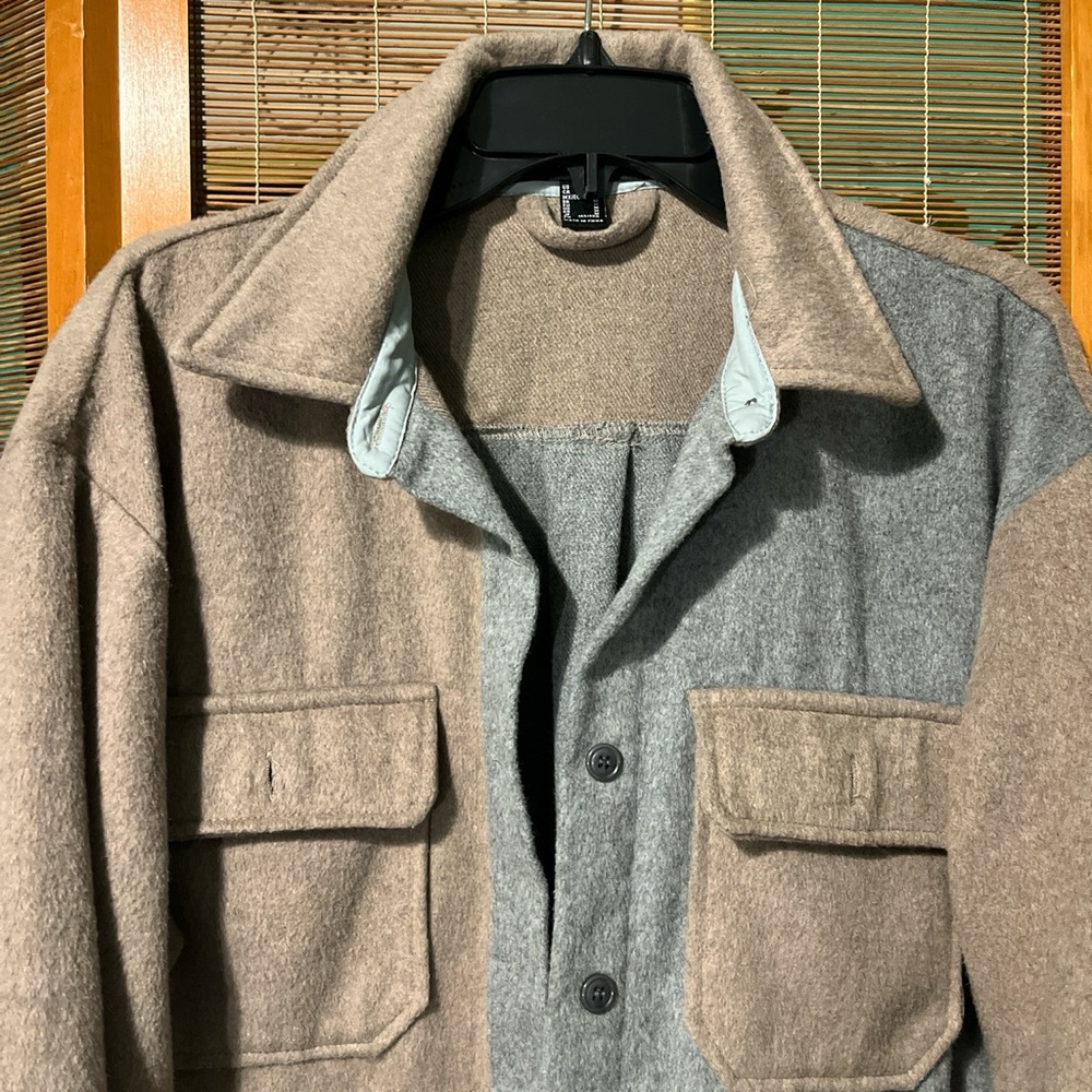 Shacket - Picture 2 of 4